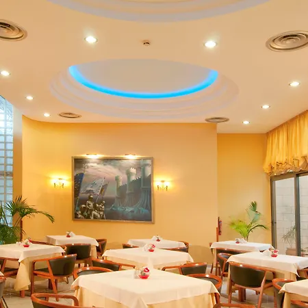 Alexandra Hotel&apartments