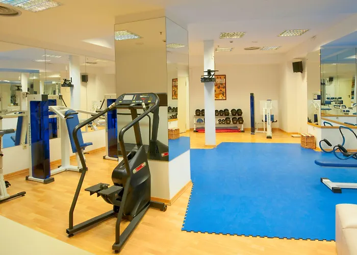 فندق وشقق أليكساندرا 4*