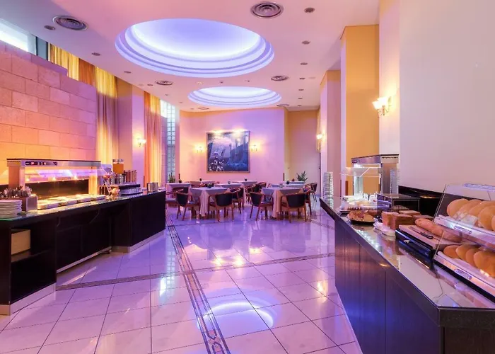 وشقق أليكساندرا