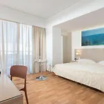 Alexandra Hotel&apartments Hotel 4*