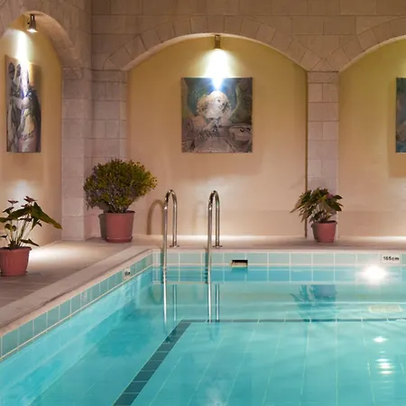 Ξενοδοχείο Alexandra Hotel&apartments 4*