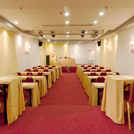ホテル Alexandra Hotel&apartments 4*