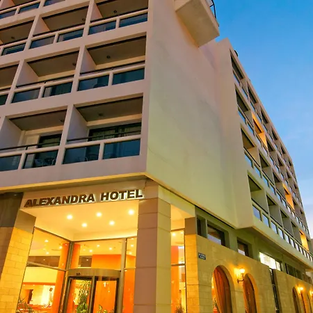 Alexandra Hotel&apartments ホテル 4*