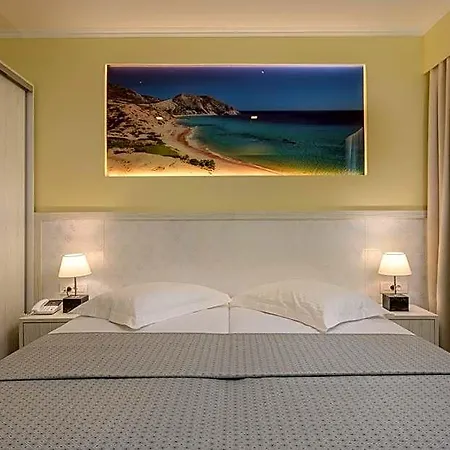 Alexandra Hotel&apartments 4*