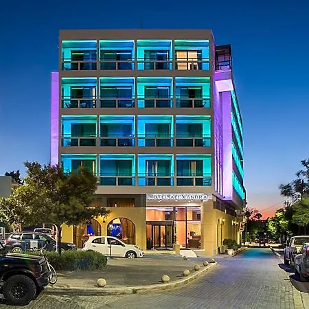 מלון Alexandra Hotel&apartments 4*