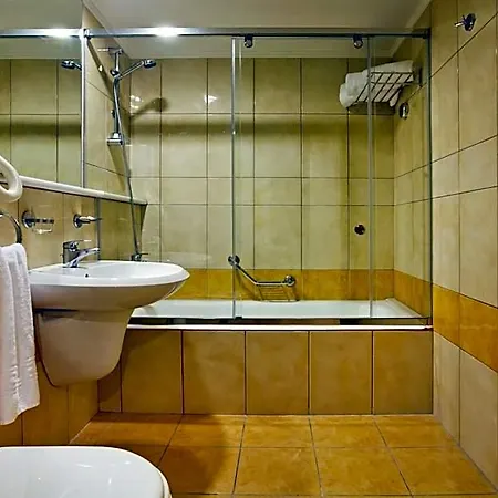 מלון Alexandra Hotel&apartments העיירה קוס