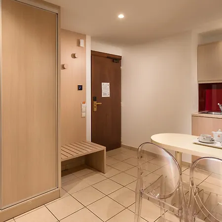 Alexandra Hotel&apartments 4* コス・タウン