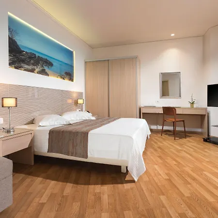 Alexandra Hotel&apartments 4* コス・タウン