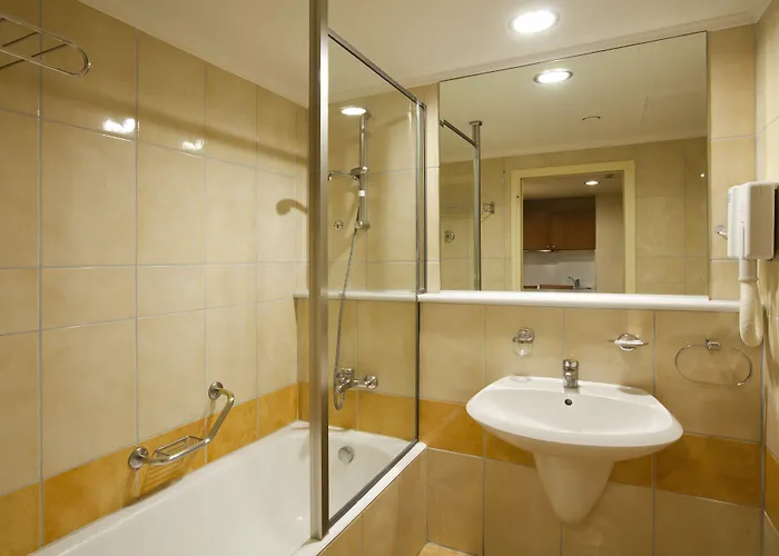 Alexandra Hotel&apartments Otel İstanköy