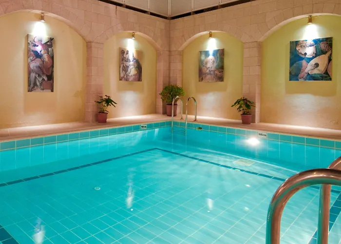 Alexandra Hotel&apartments Otel İstanköy