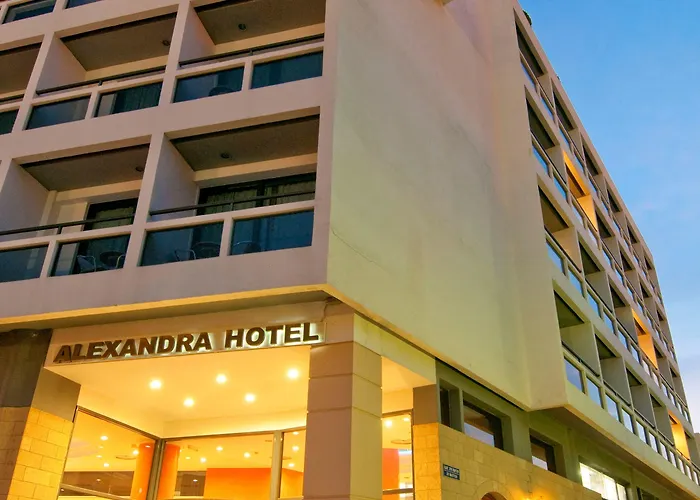 Alexandra Hotel&apartments Otel 4*