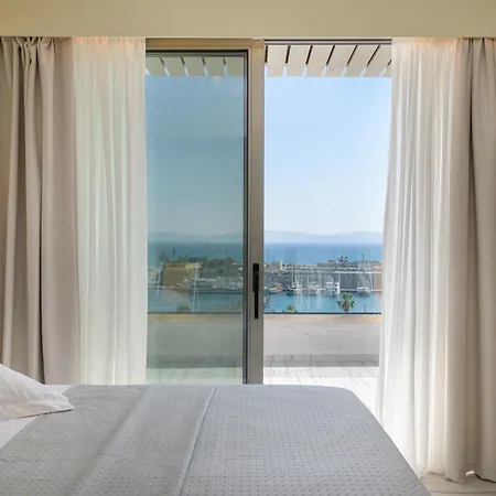 Alexandra Hotel&apartments 4*