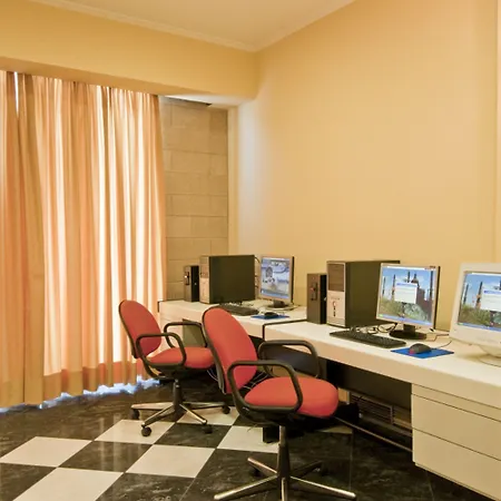 Alexandra Hotel&apartments 4*