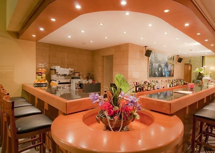 Alexandra Hotel&apartments 4*