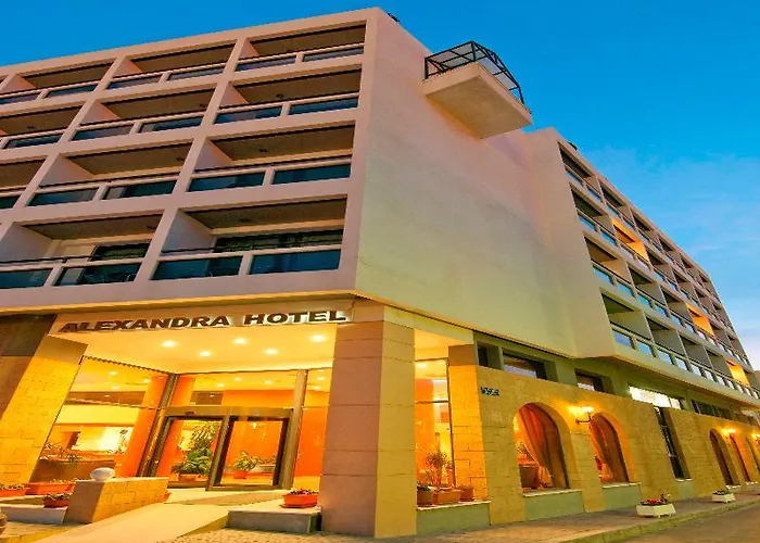 Alexandra Hotel&apartments Hotel